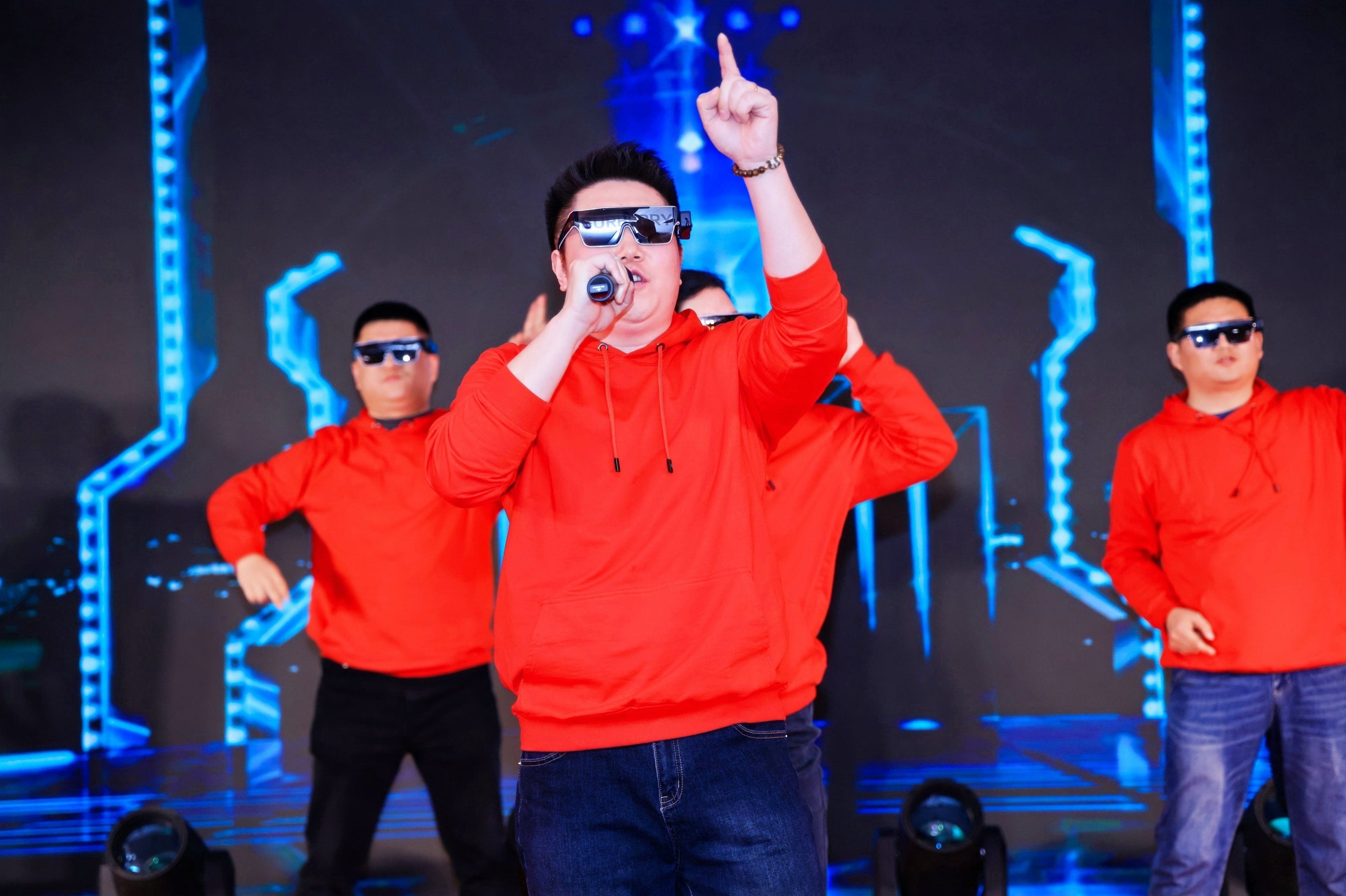 298������վ�ɷ�2025�����